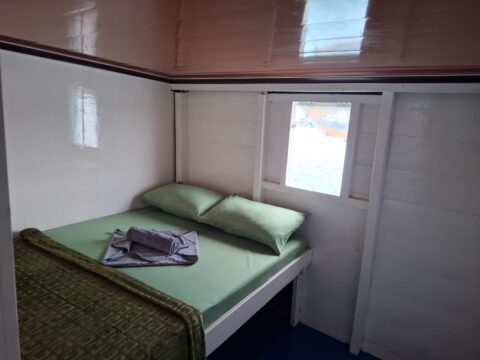 KLM Fajar Fadillah — Private room — double bed with AC