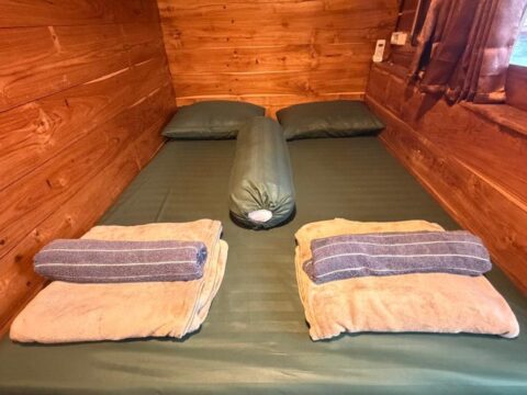 KLM Berkah Bersama — Private room — double bed with towel